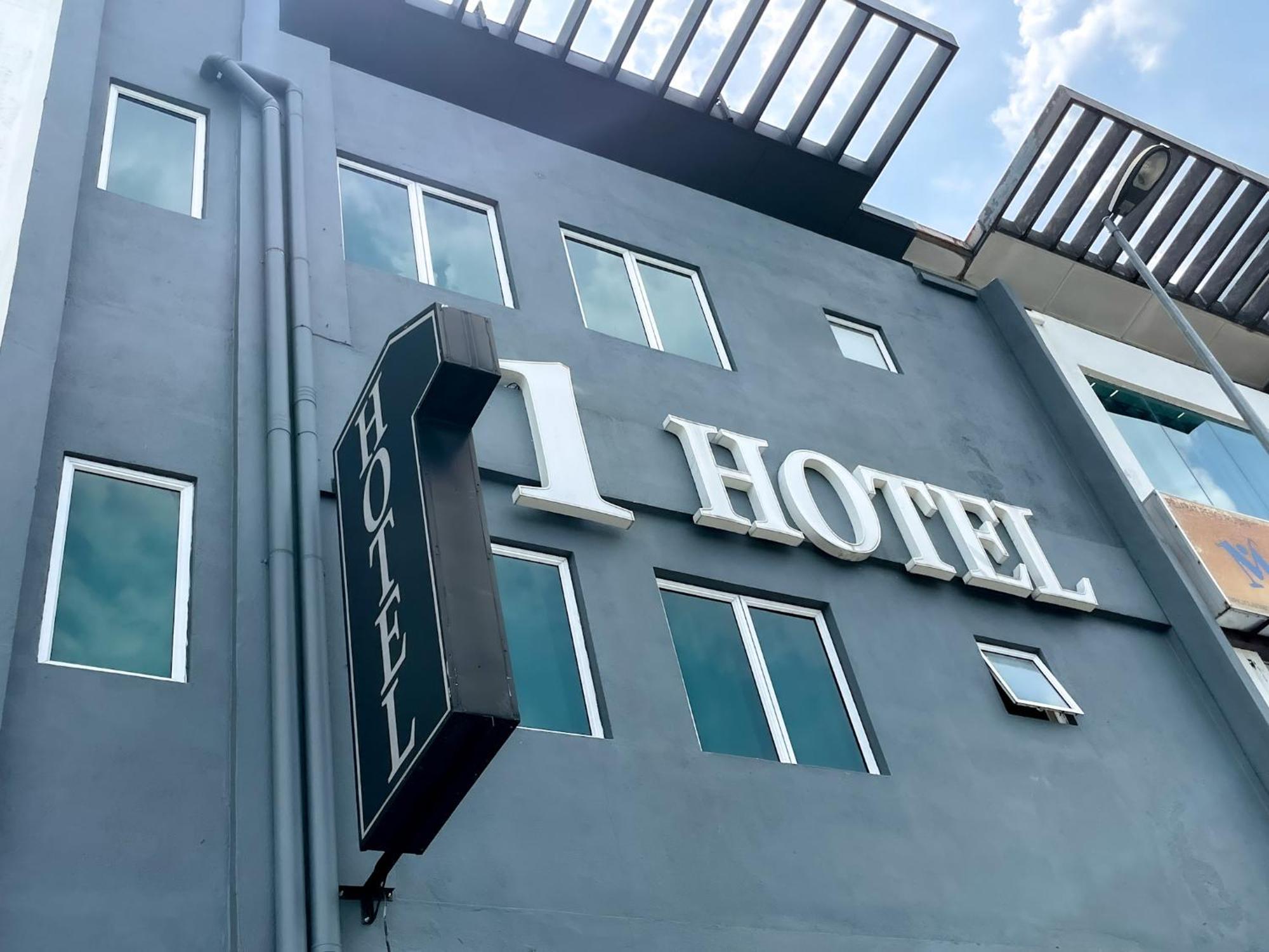 1 โฮเต็ล มะห์โกตา เชรัส Hotel เชอราส ภายนอก รูปภาพ